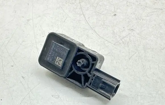 Chevrolet Malibu Airbag deployment crash/impact sensor 13509729