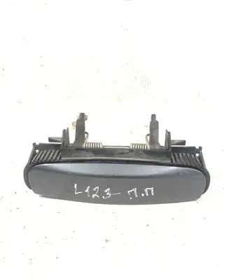 Audi A3 S3 A3 Sportback 8P Front door exterior handle 4B0839885