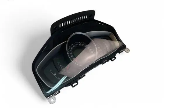 Volvo V70 Speedometer (instrument cluster) 31412864