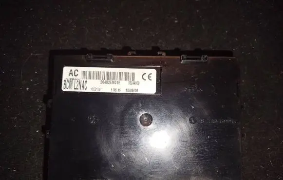 Nissan Note (E11) Comfort/convenience module 284B2EM01E BCML2NAC 18521061