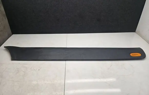 Mercedes-Benz Sprinter W906 Rear fender molding trim A9066903600 12533998