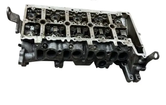 BMW 3 E90 E91 Engine head 7797678