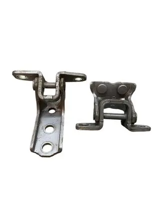 Rear door hinge set