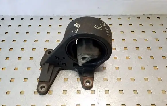 Jeep Cherokee III KJ Engine mount bracket