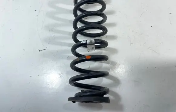 Hyundai Kona II Rear coil spring 5330hfea0