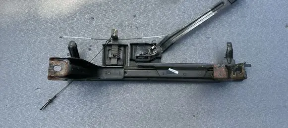 Nissan Patrol Y60 Front passenger seat rail 8750204J00