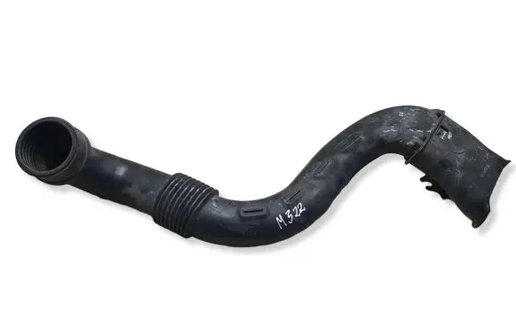 Dacia Duster Air intake duct part 165556691R 70530763 LSA927