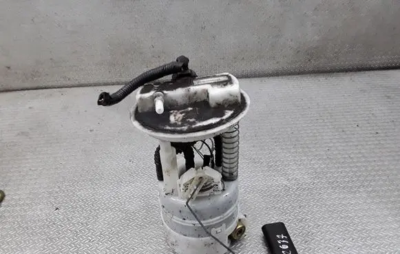 Nissan Note (E11) In-tank fuel pump 09756679900