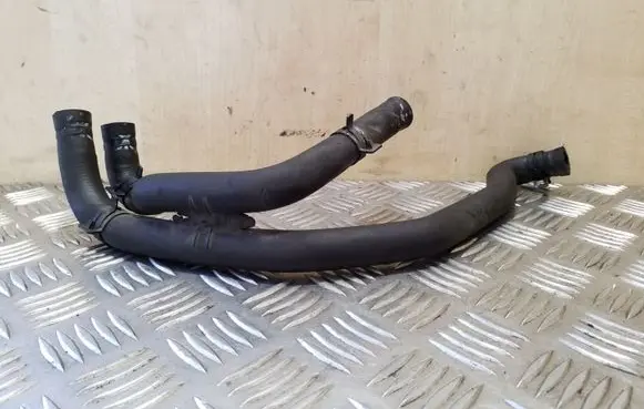 Volkswagen Golf IV Engine coolant pipe/hose