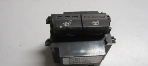 Volvo V70 Seat heating switch 30782149