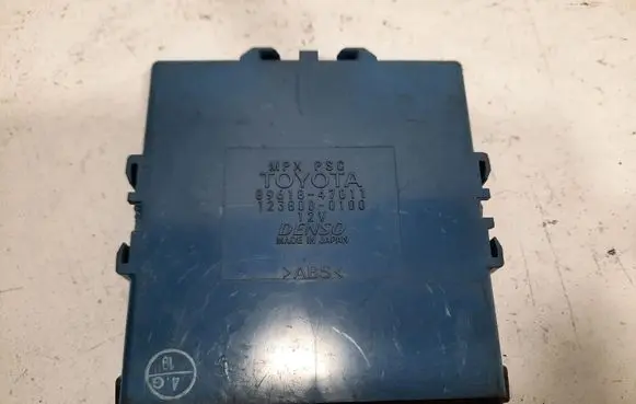 Toyota Prius (XW20) Power management control unit 1238000100 8961847011