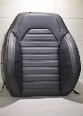 Alfa Romeo Giulia Seat trim 