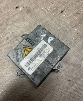 Mercedes-Benz E W211 Xenon control unit/module 1307329072