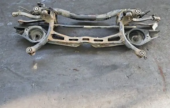 Volkswagen PASSAT B7 Rear axle beam IMPRK1527292