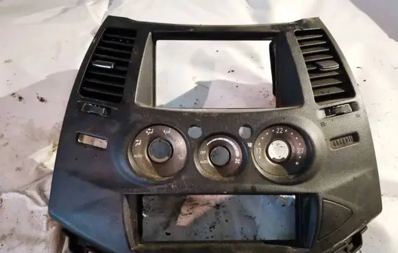Mitsubishi Grandis Other interior part mn157315