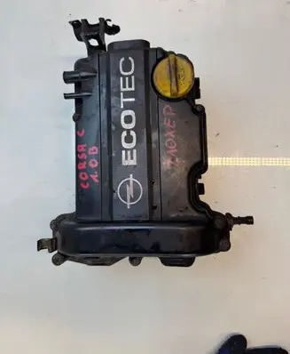 Opel Corsa C Engine head 55351330