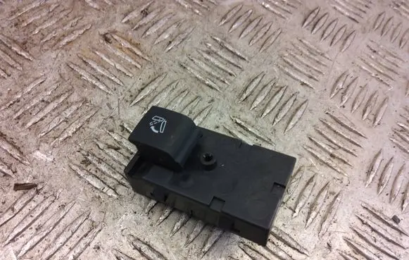 Opel Insignia B Seat control switch 200008801