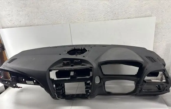 BMW 2 F22 F23 Dashboard 1090006