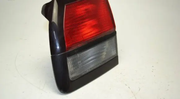 Mazda 626 Tailgate rear/tail lights M62648