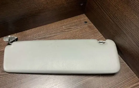Nissan Primastar Sun visor 9640000Q0D