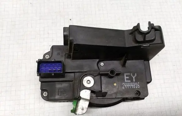 Opel Zafira A Front door lock EY24444016 24444016
