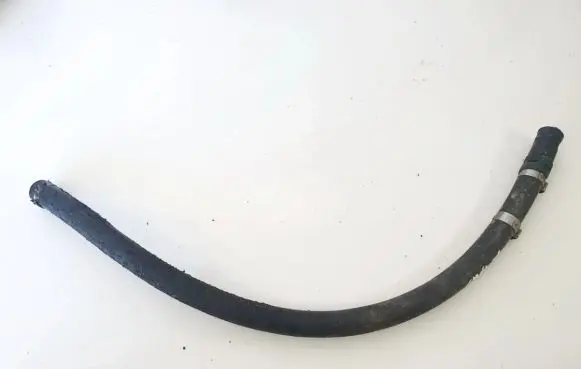 Volkswagen PASSAT B5.5 Engine coolant pipe/hose