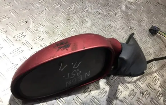 Chrysler Neon I Front door electric wing mirror E13011674
