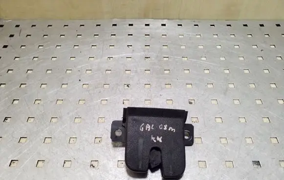 Tailgate/trunk/boot lock/catch/latch