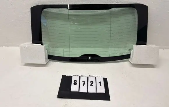 Volvo XC40 Opening tailgate glass 32368777