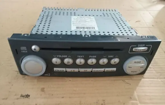 Mitsubishi Colt Radio/CD/DVD/GPS head unit 8701A150HA 64037254 34W578