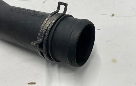 Ford Galaxy Intercooler hose/pipe 7M3145957A YM2110C352EA