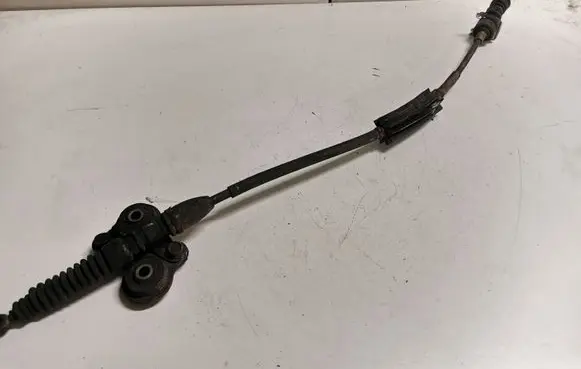 Subaru Outback (BS) Gear shift cable linkage