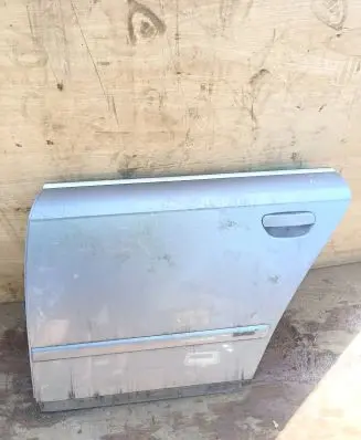 Audi A4 S4 B7 8E 8H Rear door