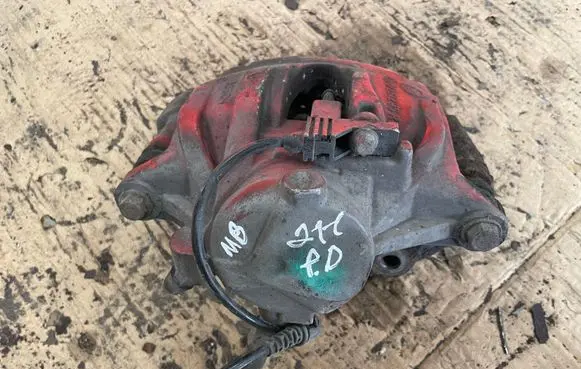 Mercedes-Benz E W211 Front brake caliper