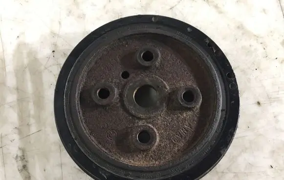 Volvo XC60 Crankshaft pulley 31258122 139201