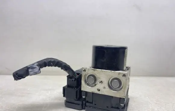Volvo XC60 ABS Pump 31329139 P31329139