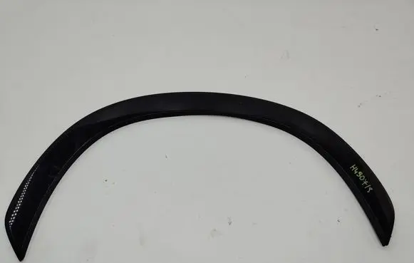 MG HS Front arch trim 10910378