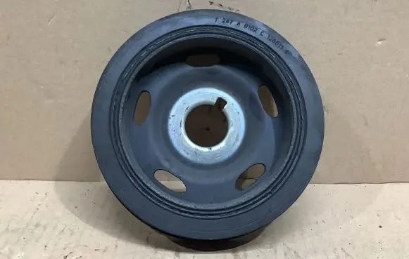 Peugeot 508 Crankshaft pulley E110124A