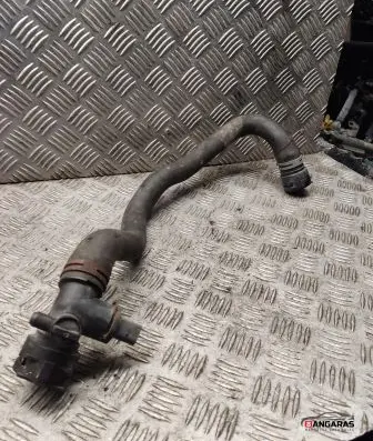 Audi A5 8T 8F Engine coolant pipe/hose 8k0121049ae