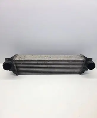 BMW 5 F10 F11 Intercooler radiator 7805629 R7368003
