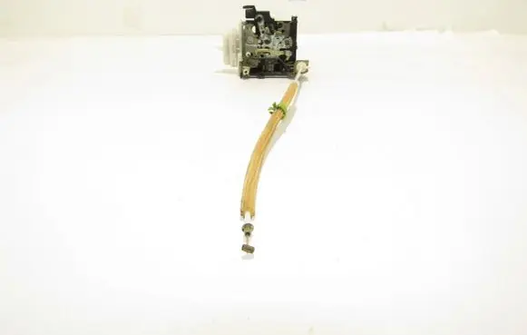 Audi A8 S8 D2 4D Front door lock 4d1837015a