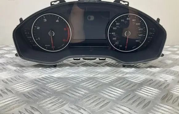 Audi A4 S4 B9 Speedometer (instrument cluster) 8W5920941A