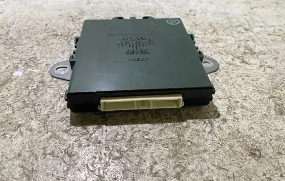 Lexus IS 220D-250-350 Parking PDC control unit/module 8967053040