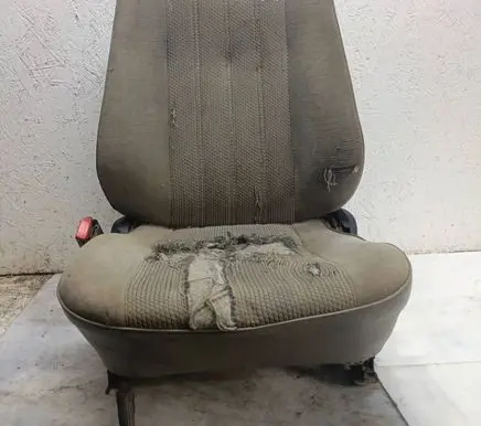 BMW 3 E30 Front driver seat