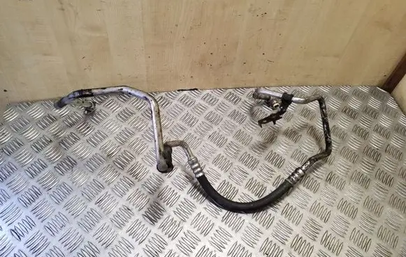 Jaguar XF X250 Air conditioning (A/C) pipe/hose