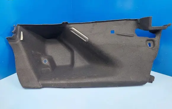 Trunk/boot lower side trim panel