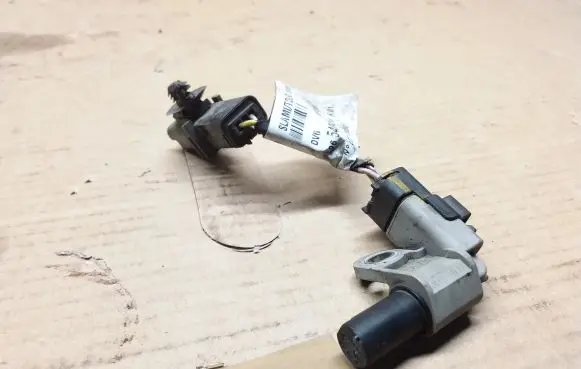 Camshaft position sensor