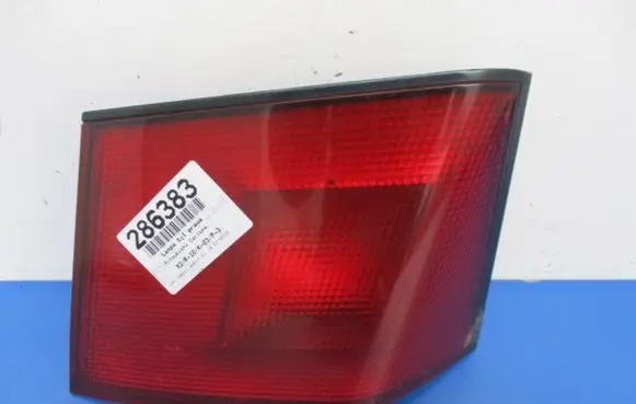 Mitsubishi Carisma Rear/tail lights