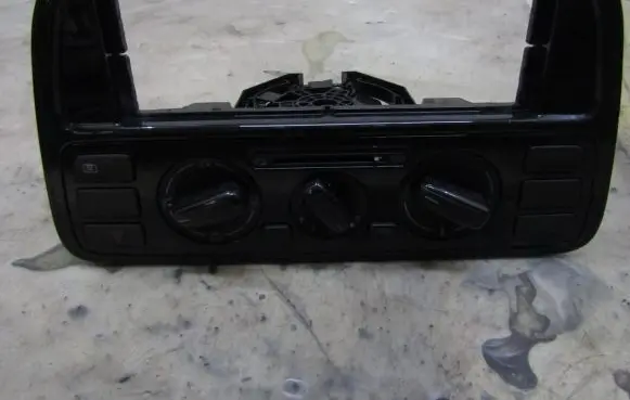 Volkswagen Up Climate control unit 1S0820045R