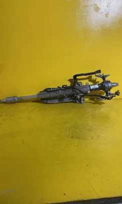 BMW 1 E81 E87 Steering wheel axle 6786899AI02